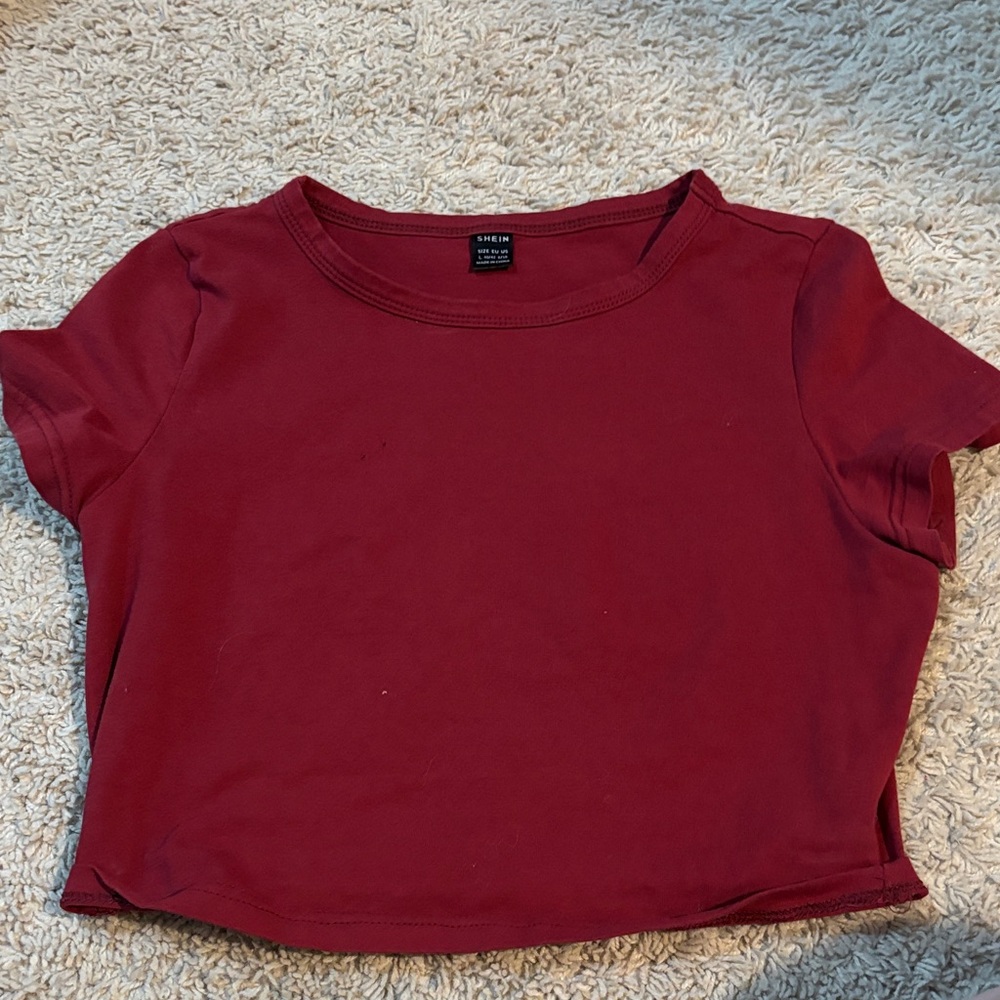SHEIN Burgundy Crop Top